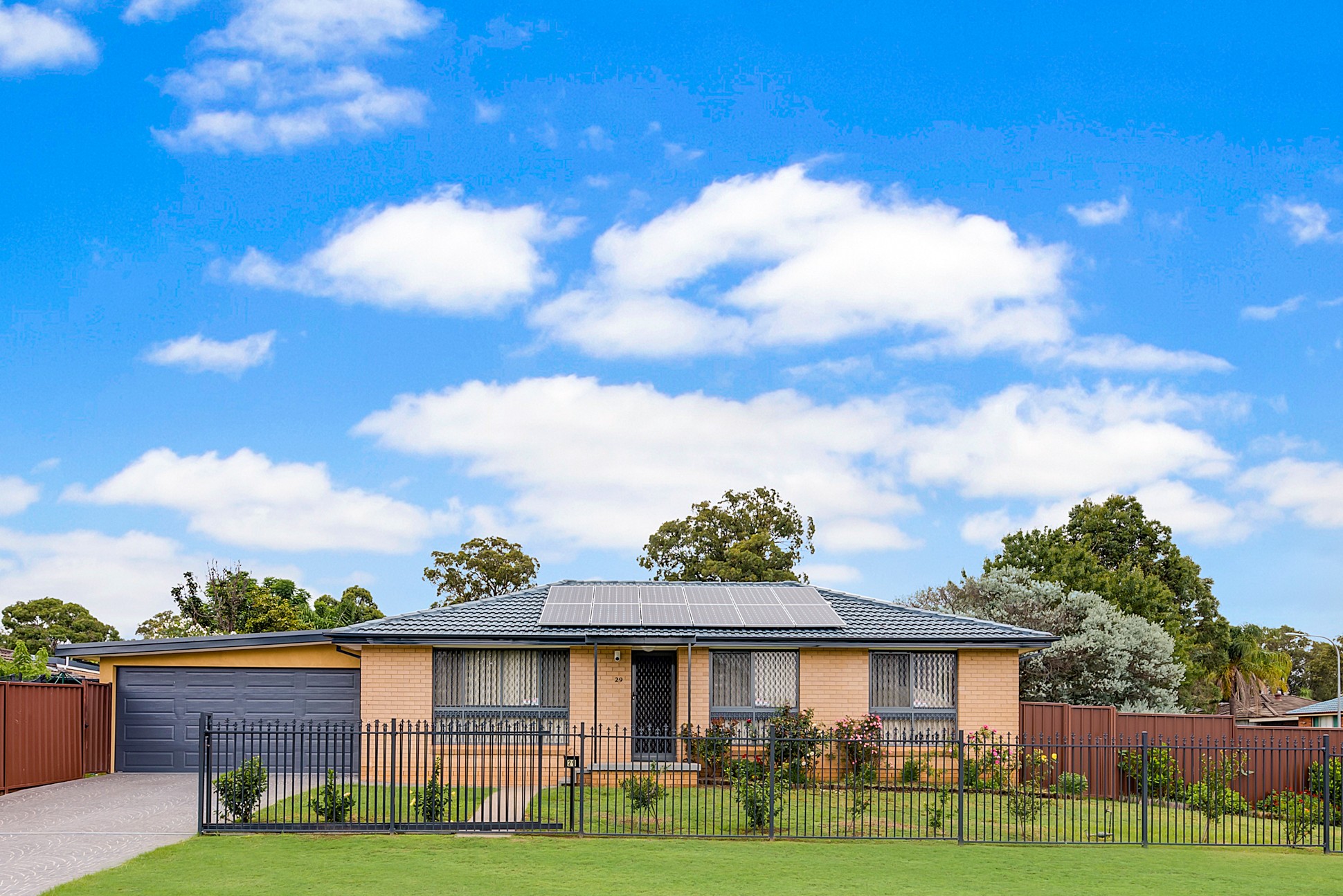 29 Geranium Avenue, Macquarie Fields, NSW 2564
