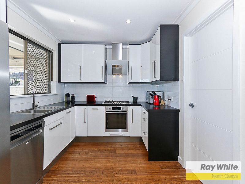 21 Fitzpatrick Way, Padbury WA 6025
