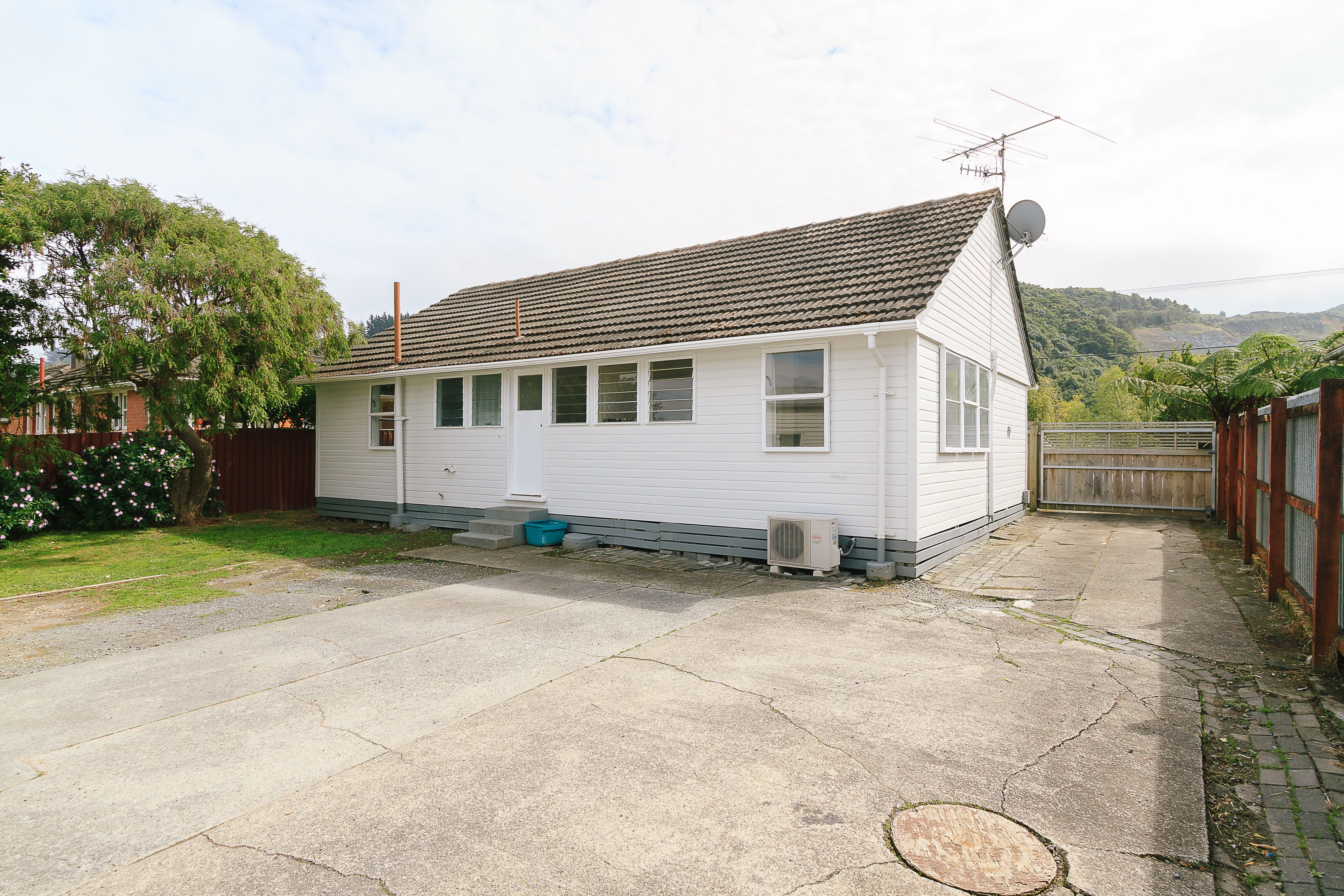 1208 Taita Drive, Taita, Lower Hutt City