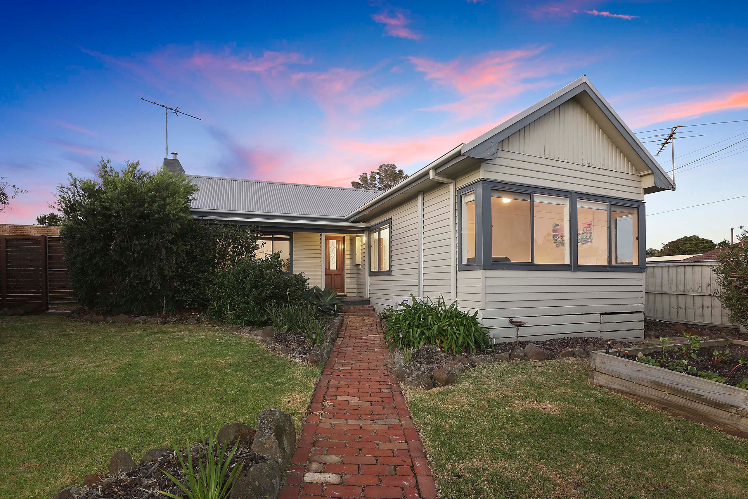 110 Settlement Road, Belmont VIC 3216