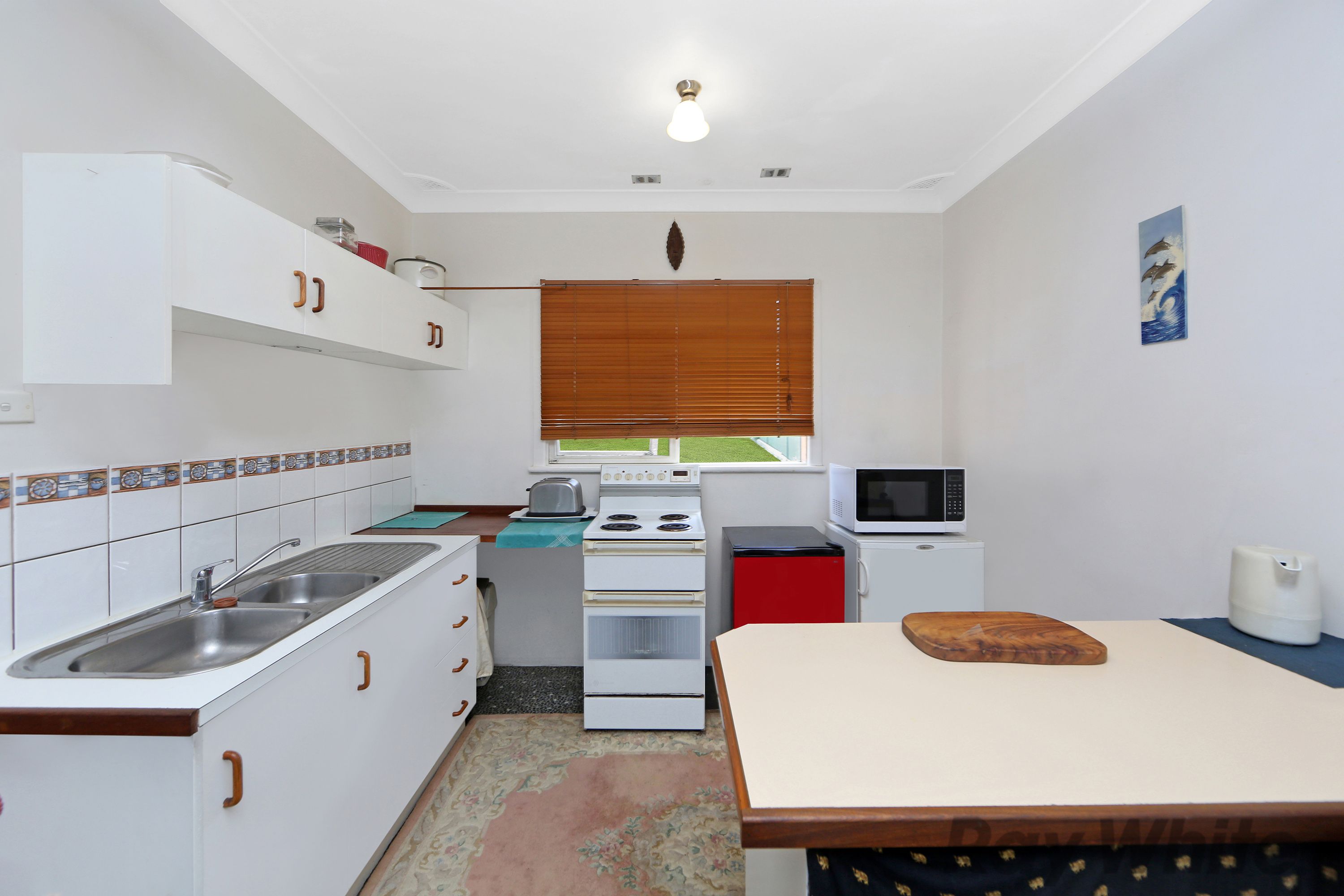 4 Woodlawn Drive, Budgewoi, NSW 2262