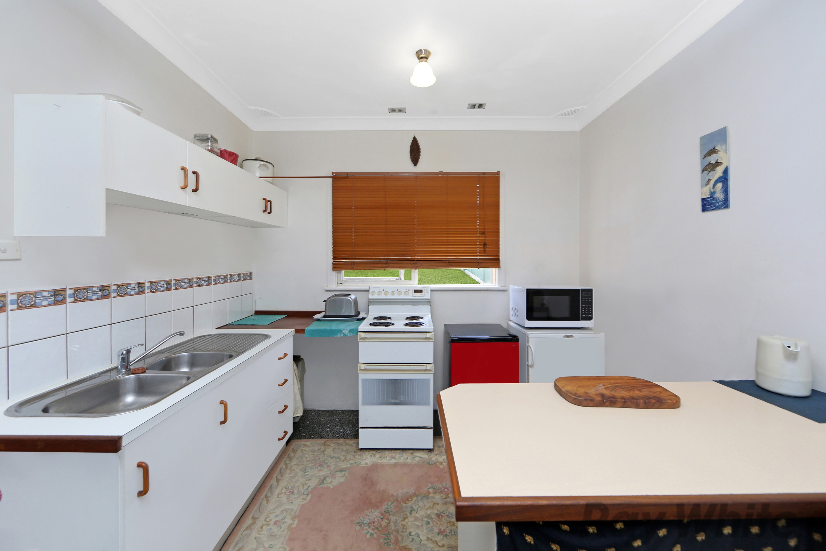 4 Woodlawn Drive, Budgewoi, NSW 2262
