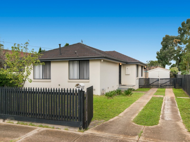 14 Bourke Road, Melton South, VIC 3338
