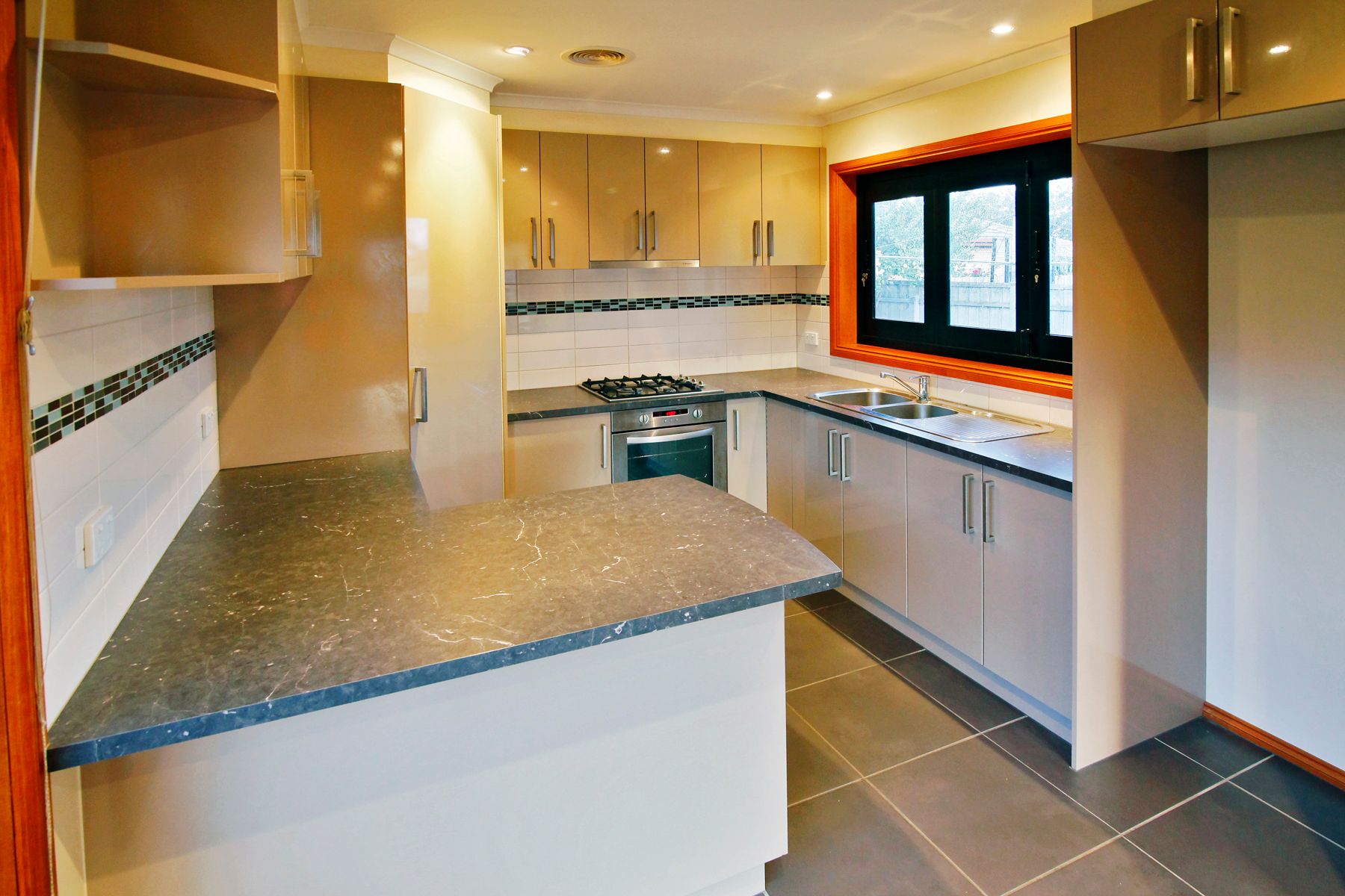27 Atami Crescent, Corio, VIC 3214