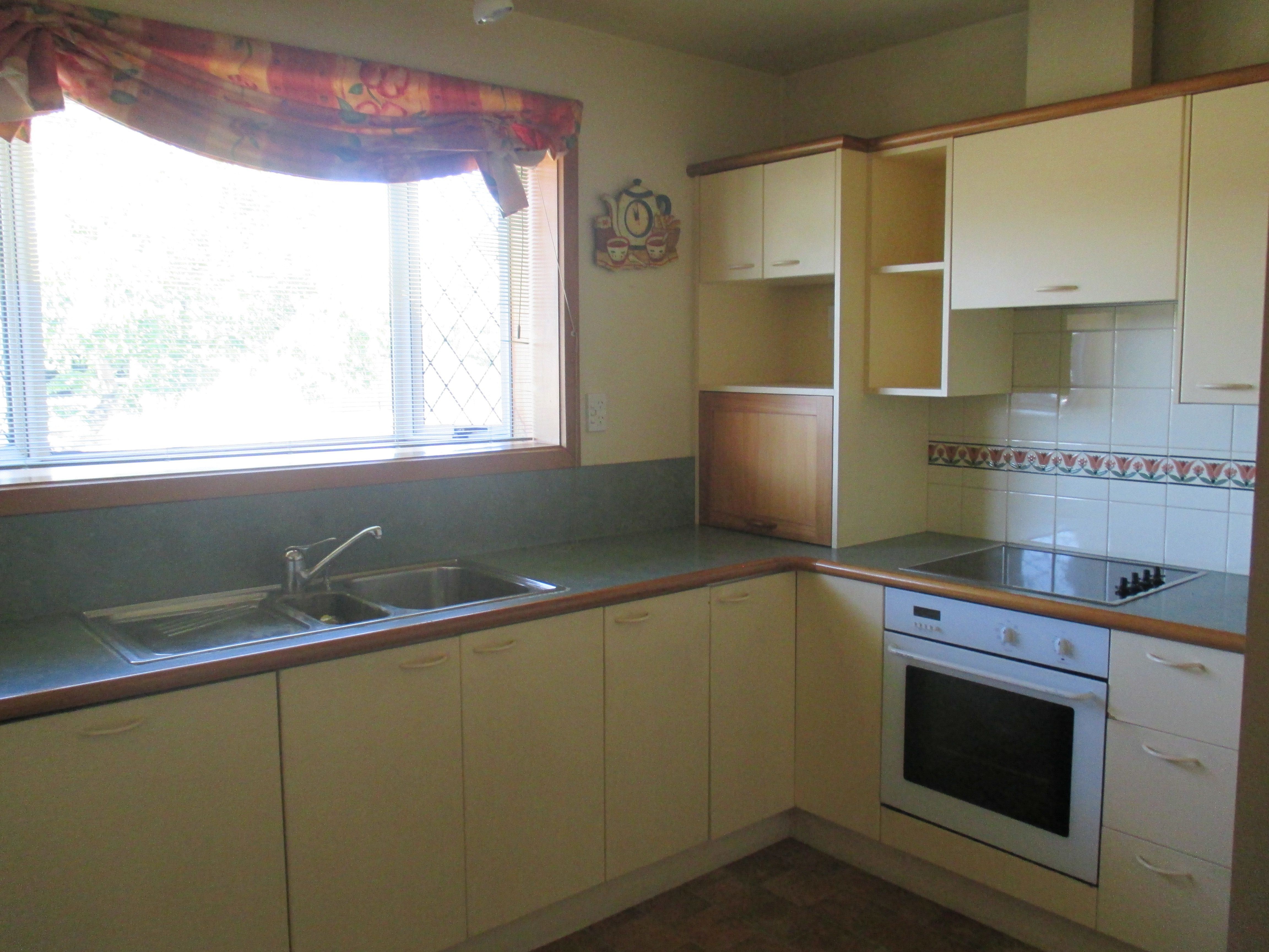 2 Hawkswood Place, Avonhead, Christchurch City