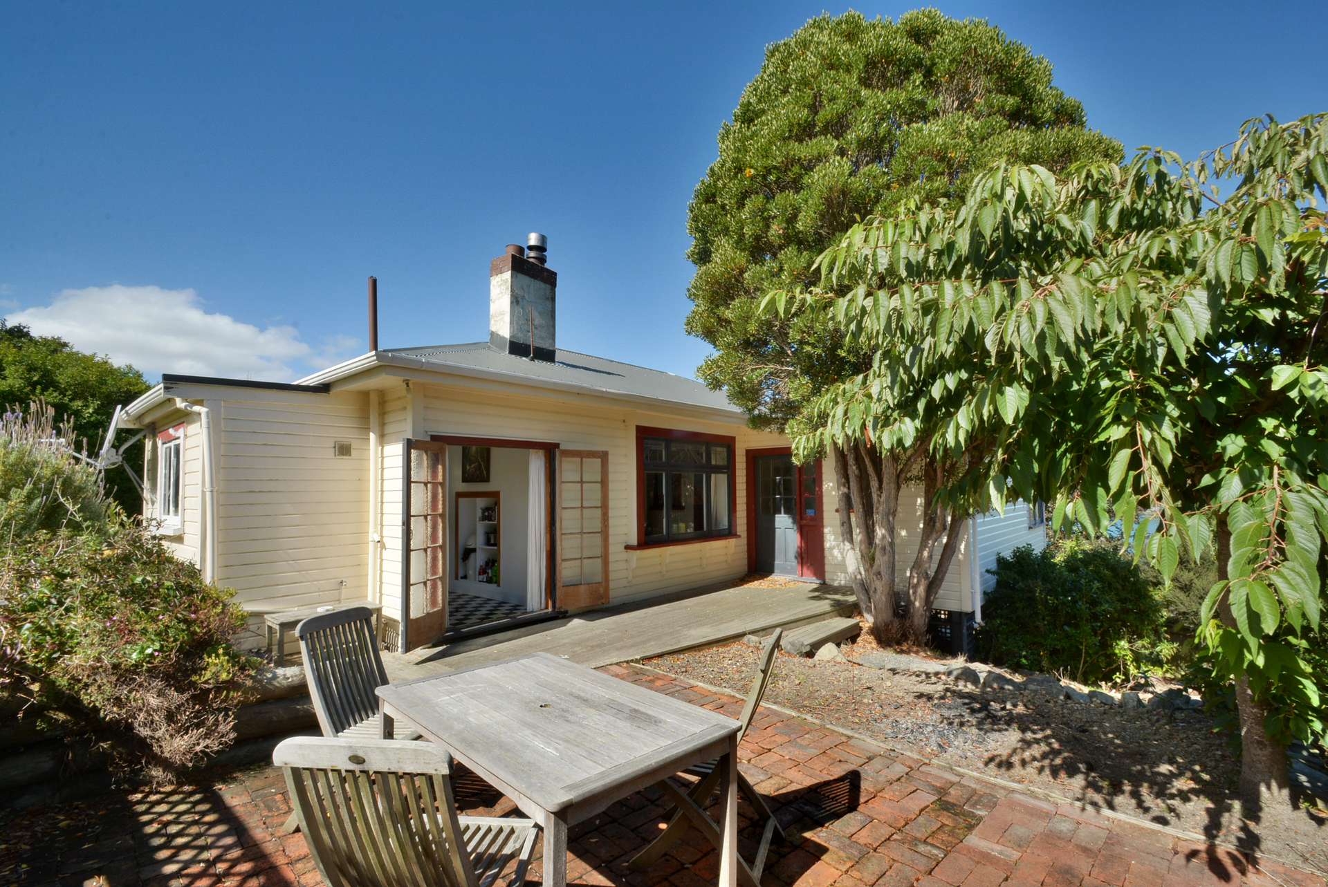 43 Manapouri Street photo 1