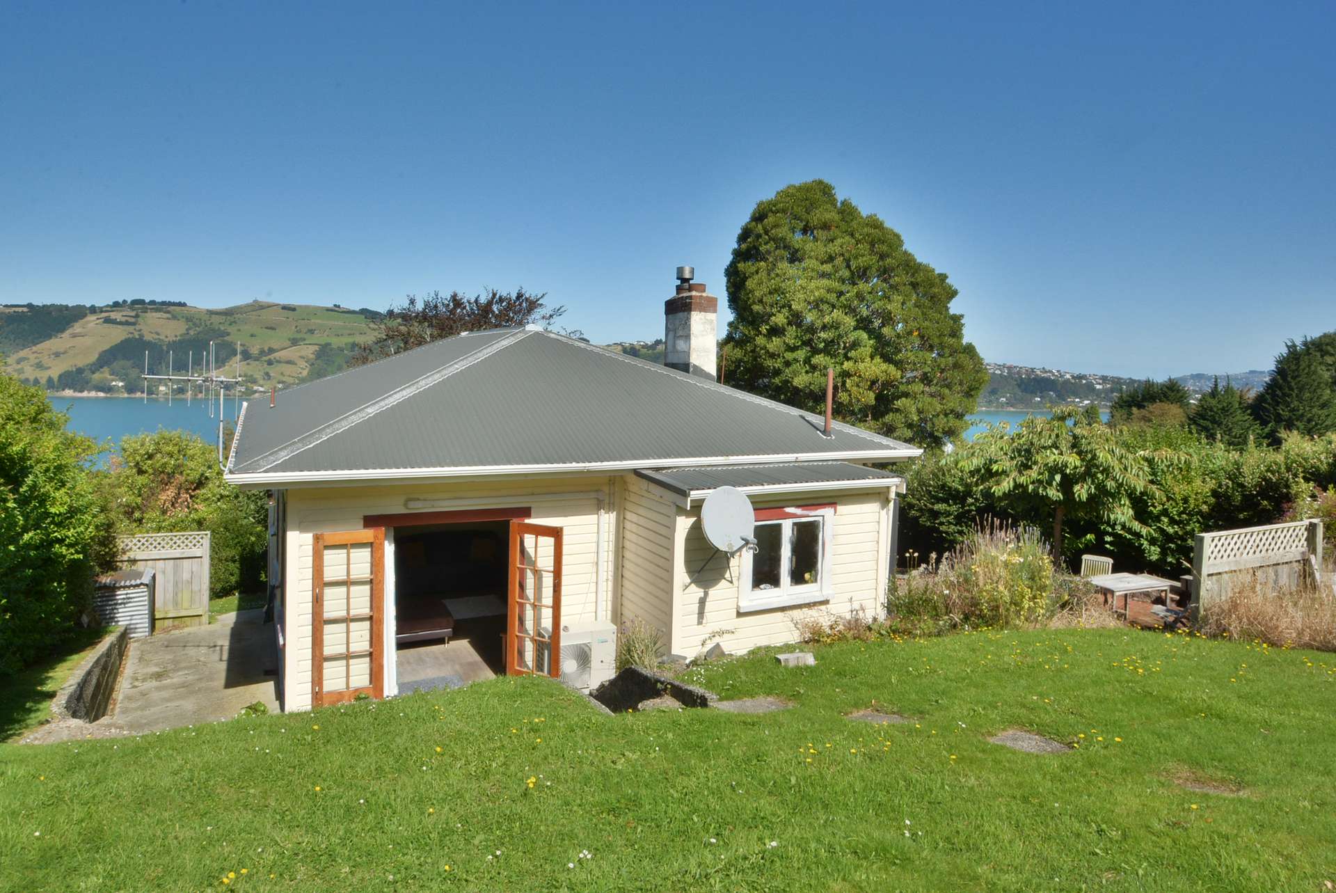 43 Manapouri Street photo 3