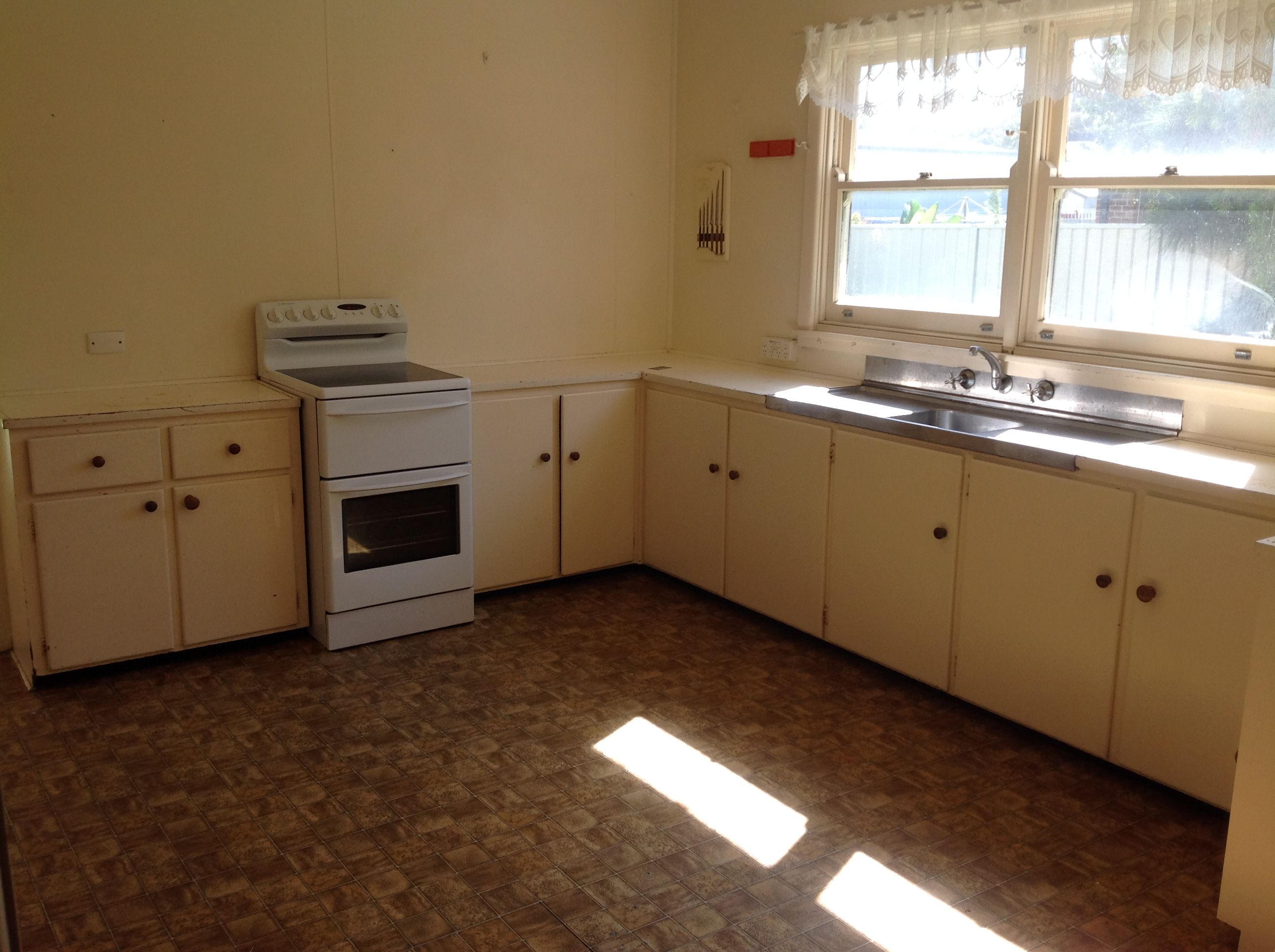 23 Prince Edward Avenue, Culburra Beach, NSW 2540