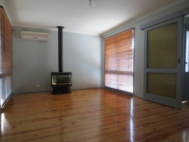 4 Harper Close, Craigieburn, VIC 3064