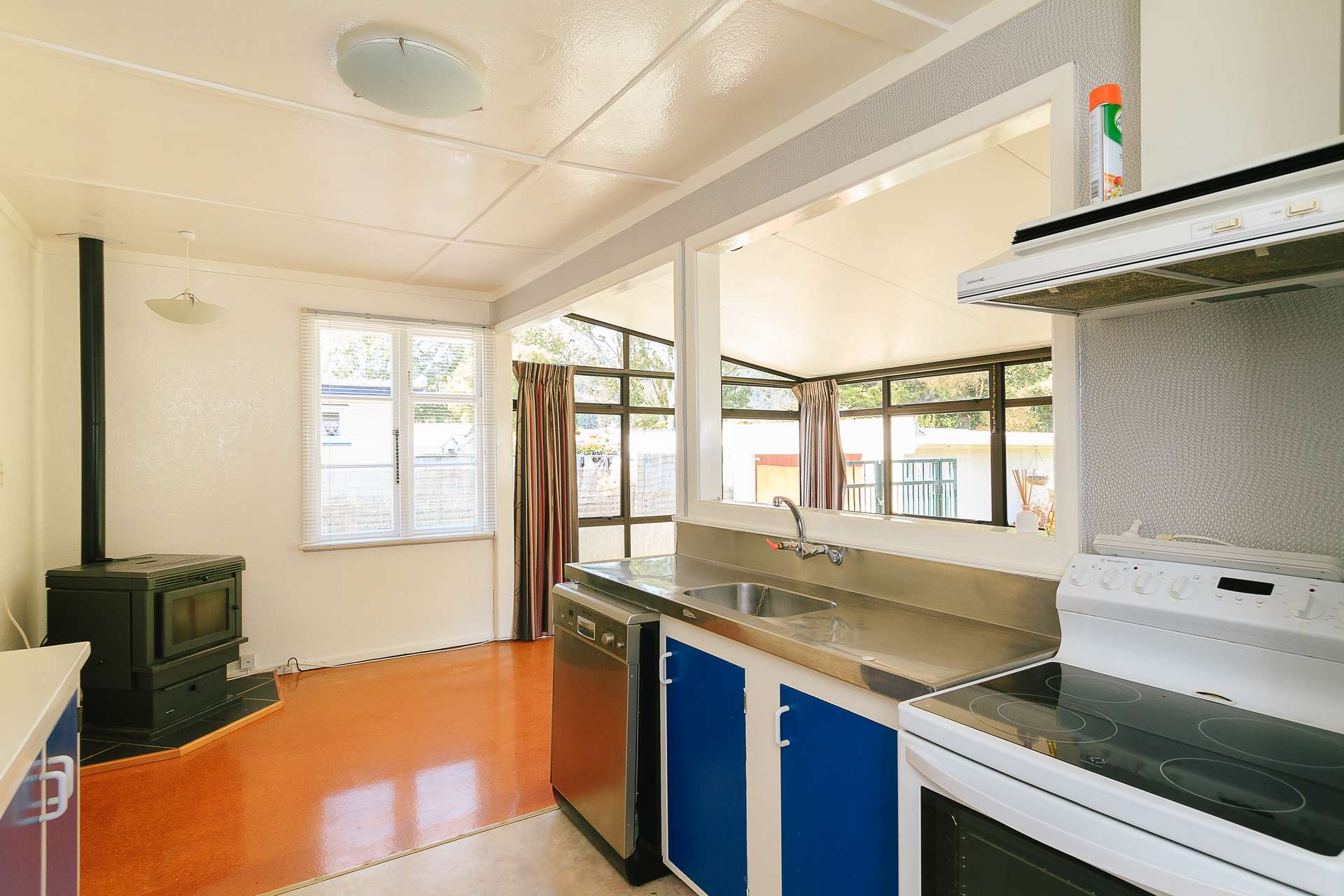 68 Waddington Drive photo 6