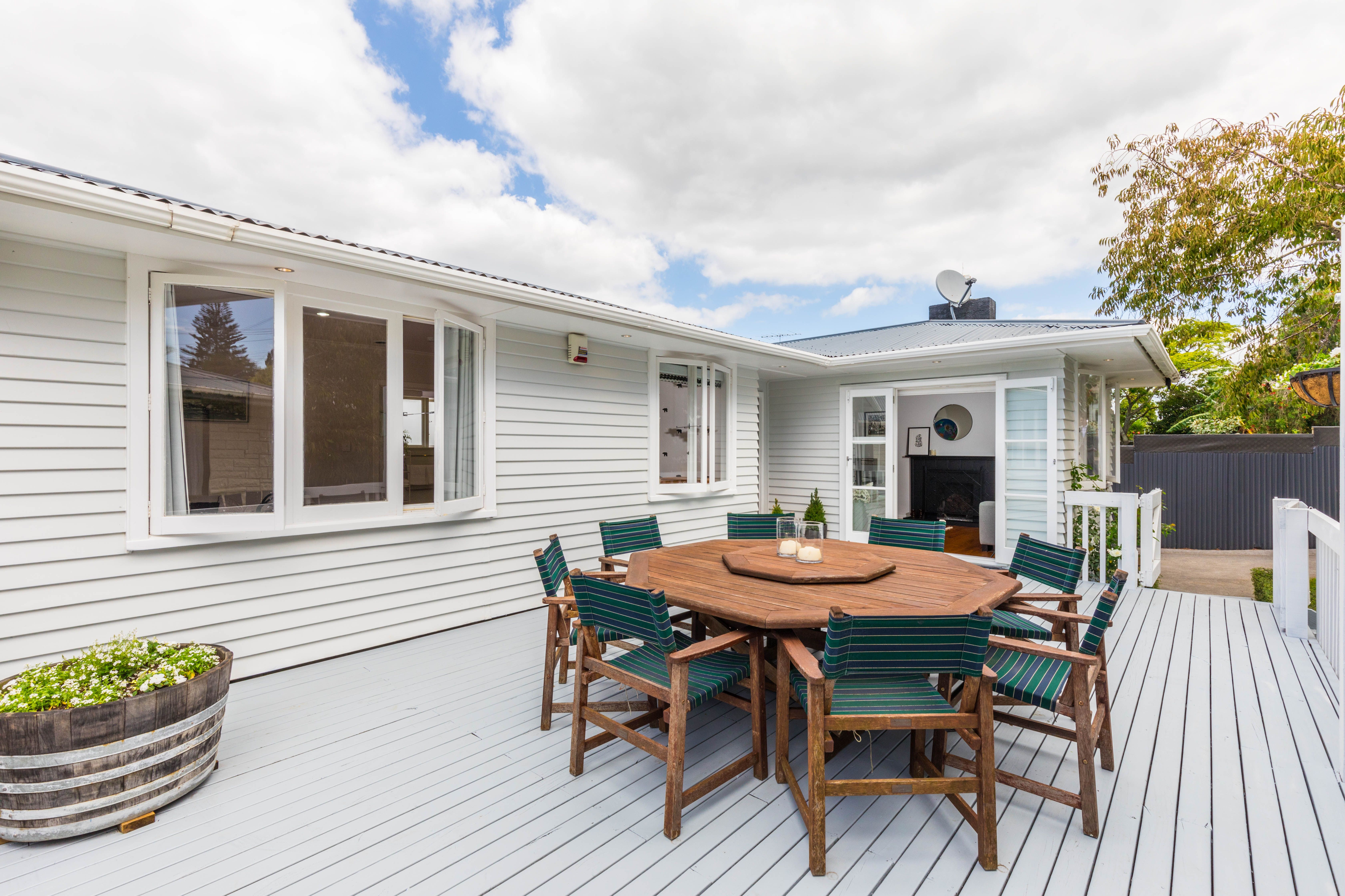 41 Mountain Road, Mangere Bridge, Manukau City