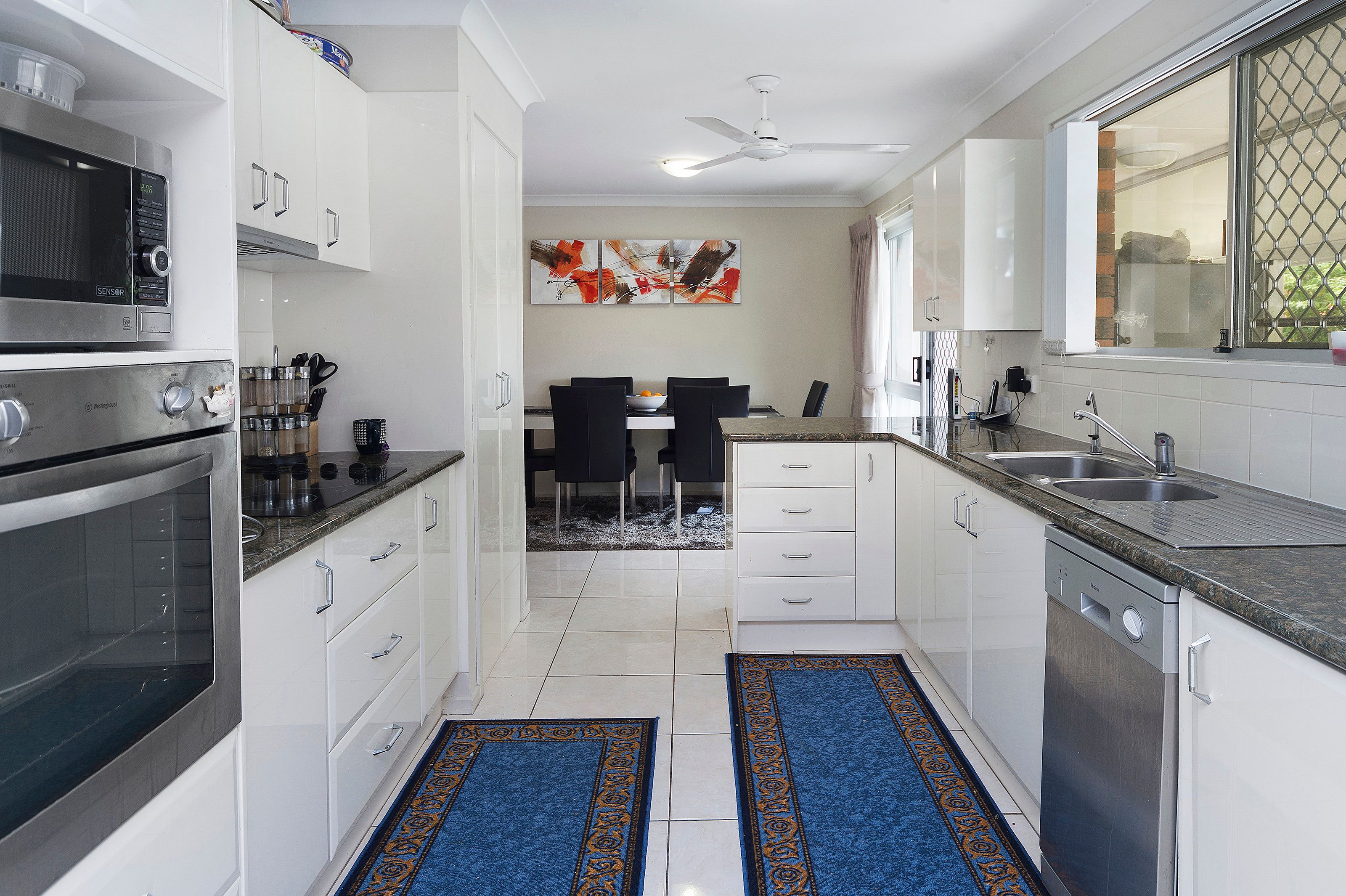 2/138 Oxley Drive, Paradise Point, QLD 4216
