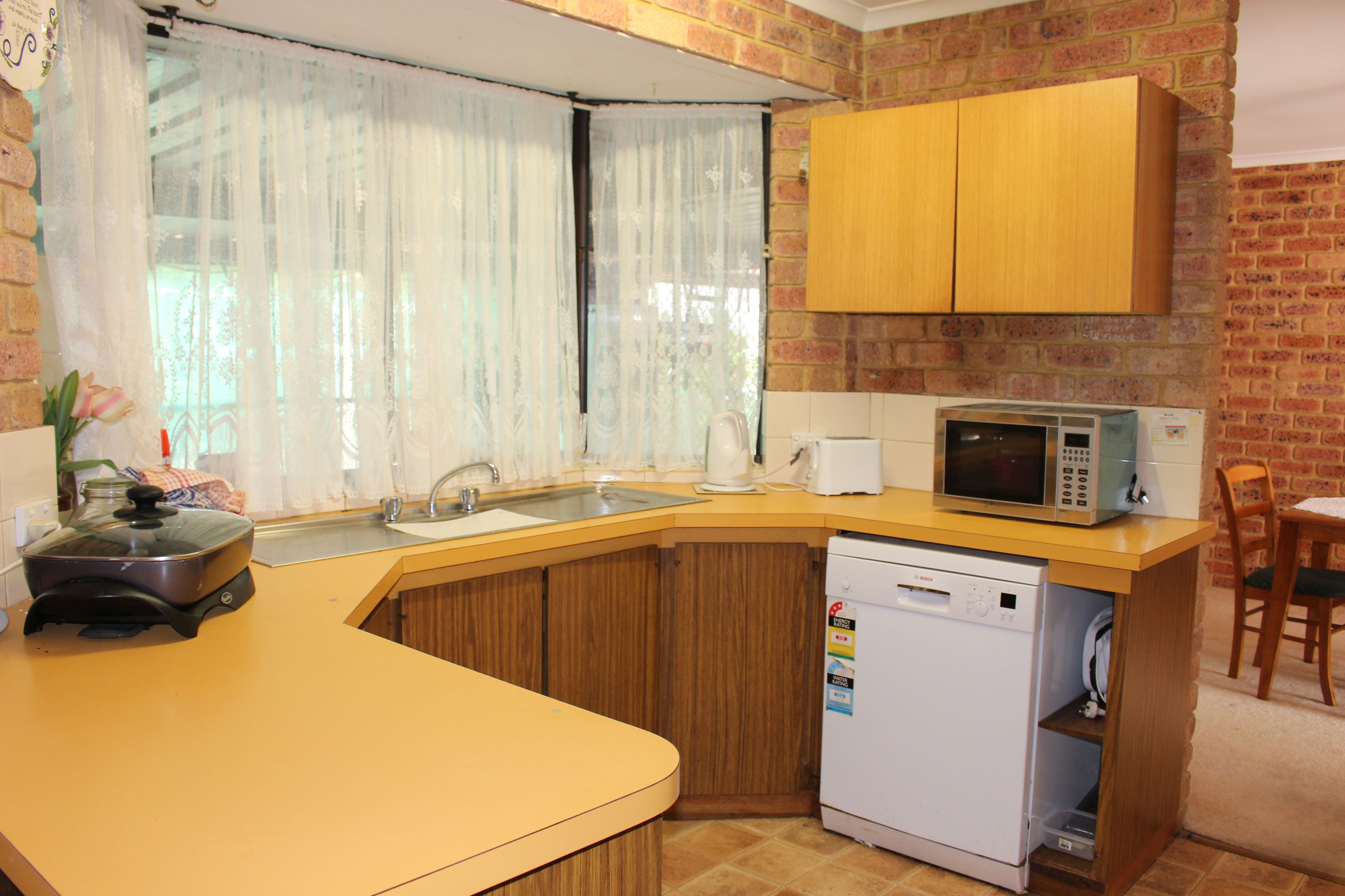 7 Bartlett Place, Port Denison, WA 6525