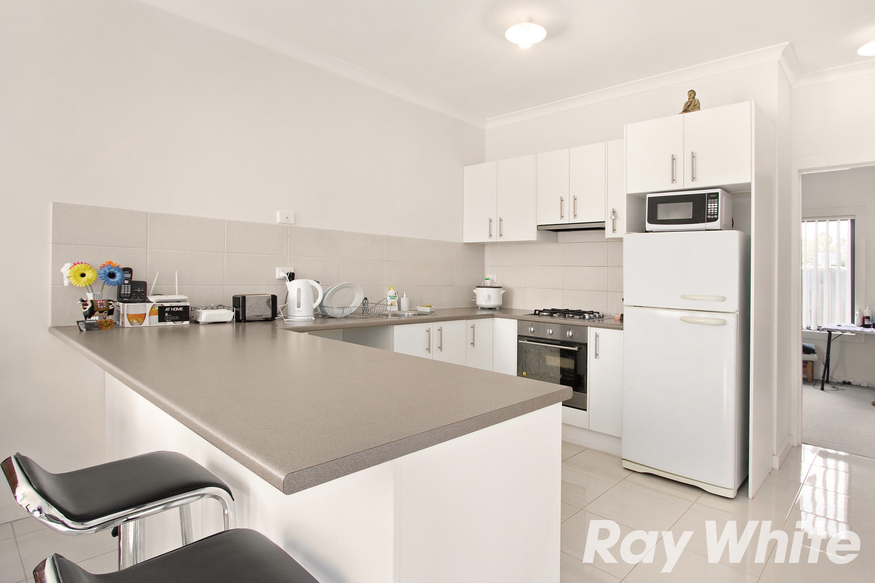 2/13 Nandina Road, Narre Warren, VIC 3805