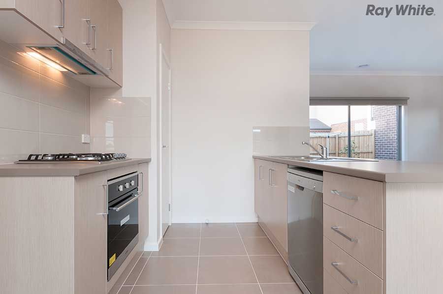 7/1 Sunningdale Drive, Hillside, VIC 3037