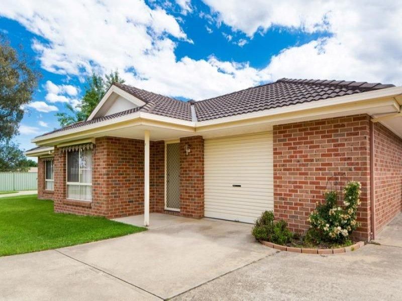 19 Saville Avenue, Lavington NSW 2641