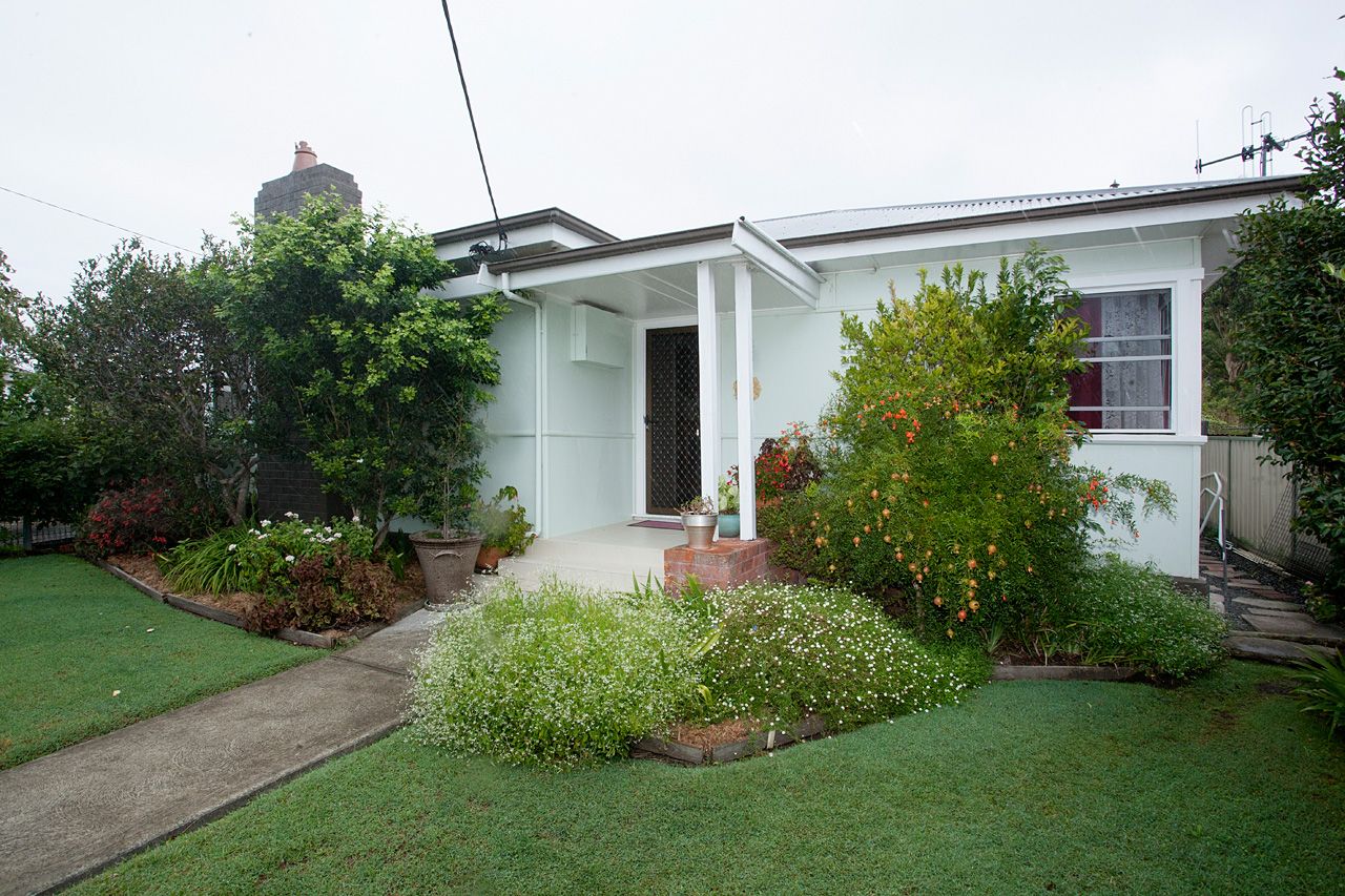 24 Boomerang Street, Taree, NSW 2430