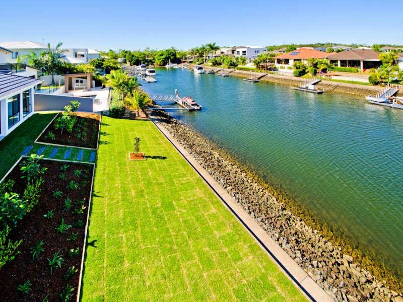 16 Ferrymans Court, Helensvale, QLD 4212
