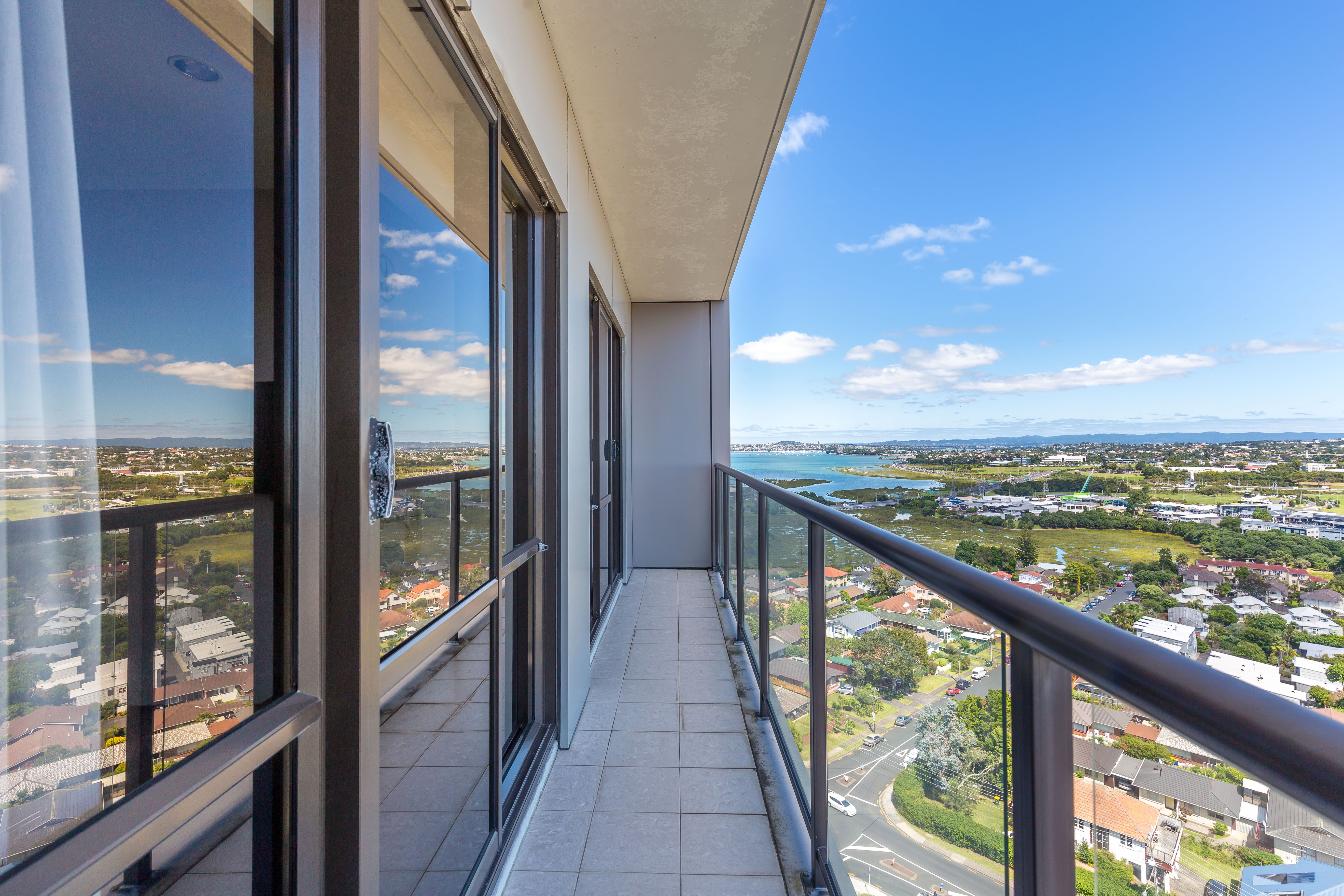 1606/9-17 Byron Avenue, Takapuna, North Shore City