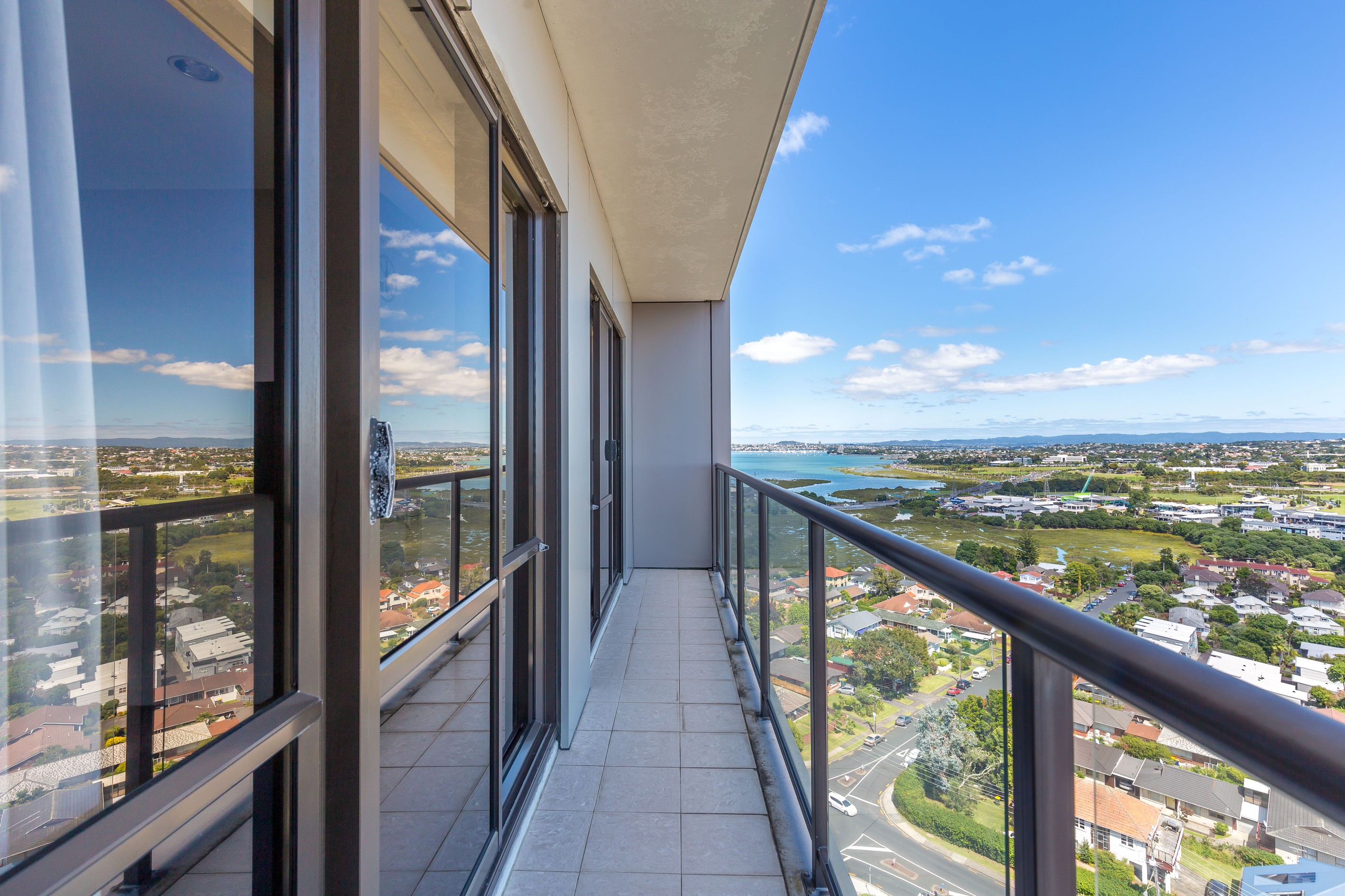 1606/9-17 Byron Avenue, Takapuna, North Shore City