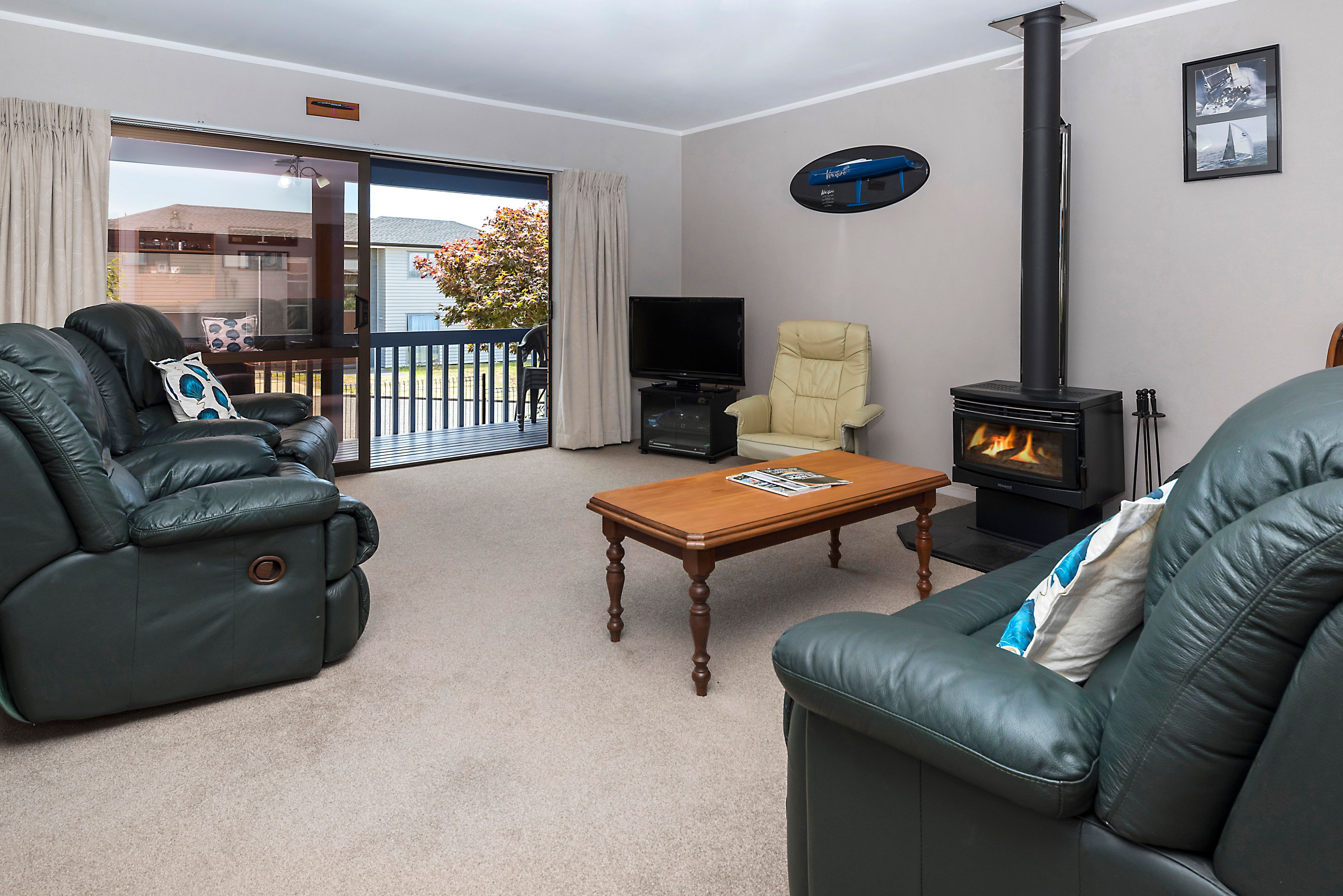 33 Dianne-Louise Drive, Half Moon Bay, Manukau City
