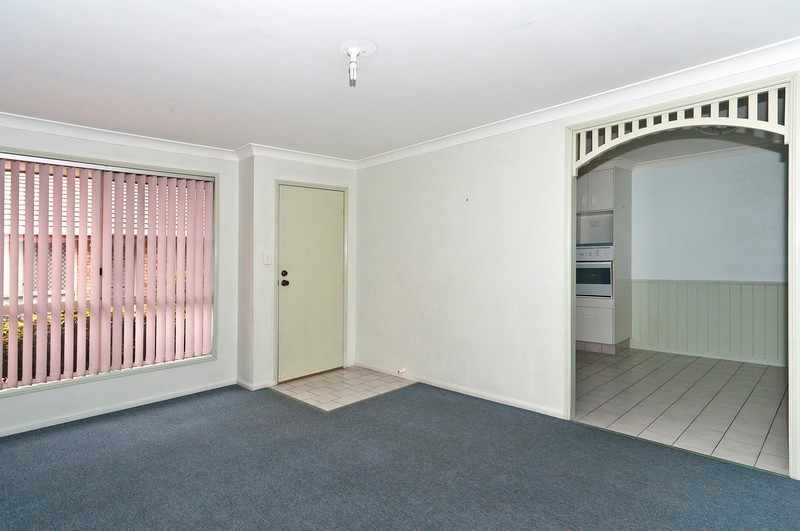 1/299 James Street, Newtown, QLD 4350