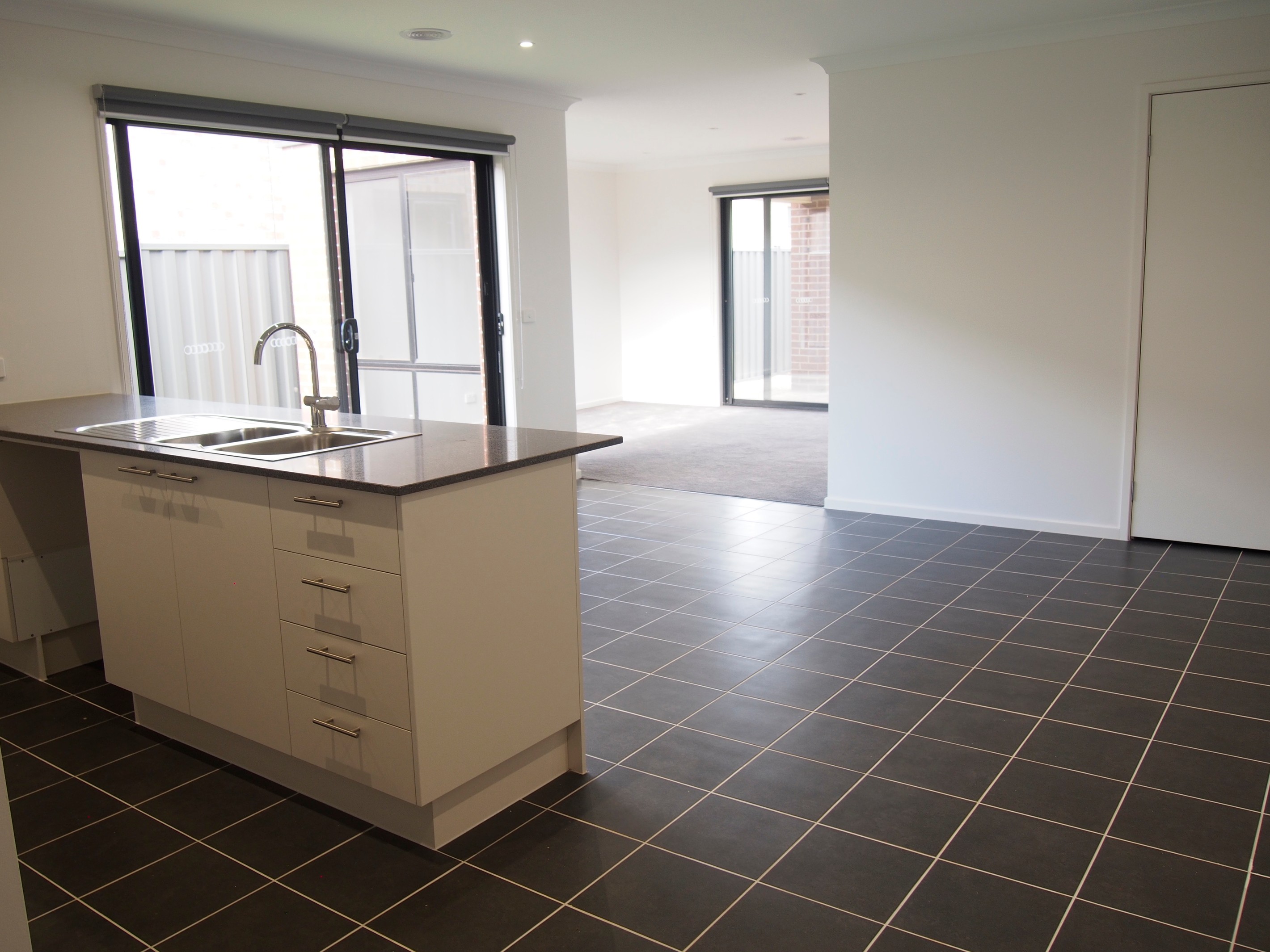 9 Wembley Avenue, MELTON SOUTH, VIC 3338