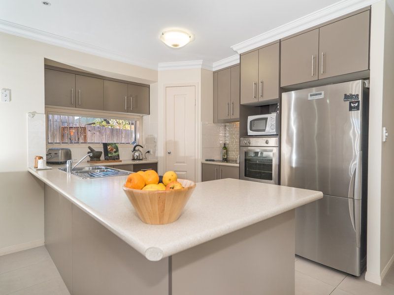 7 Courtney Street East, Rothwell, QLD 4022