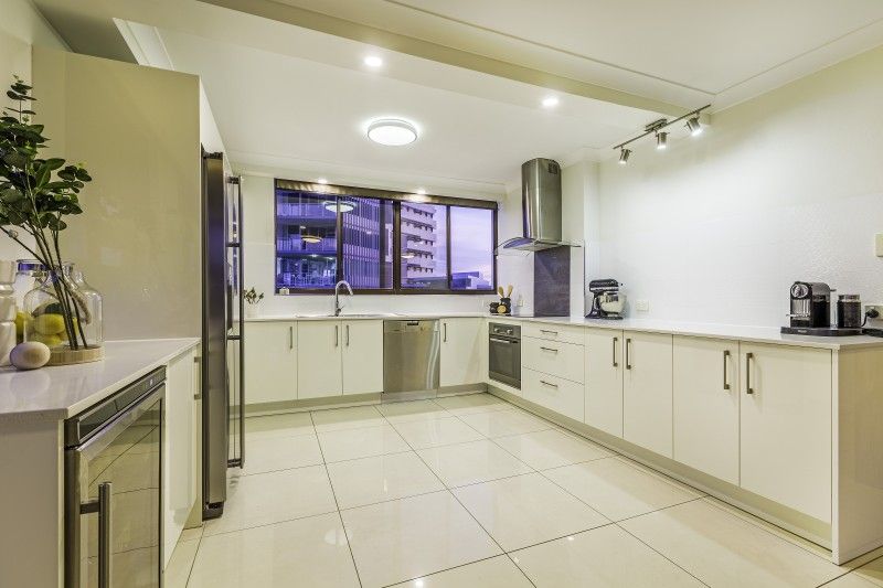 83 O'Connell Street, Kangaroo Point QLD 4169