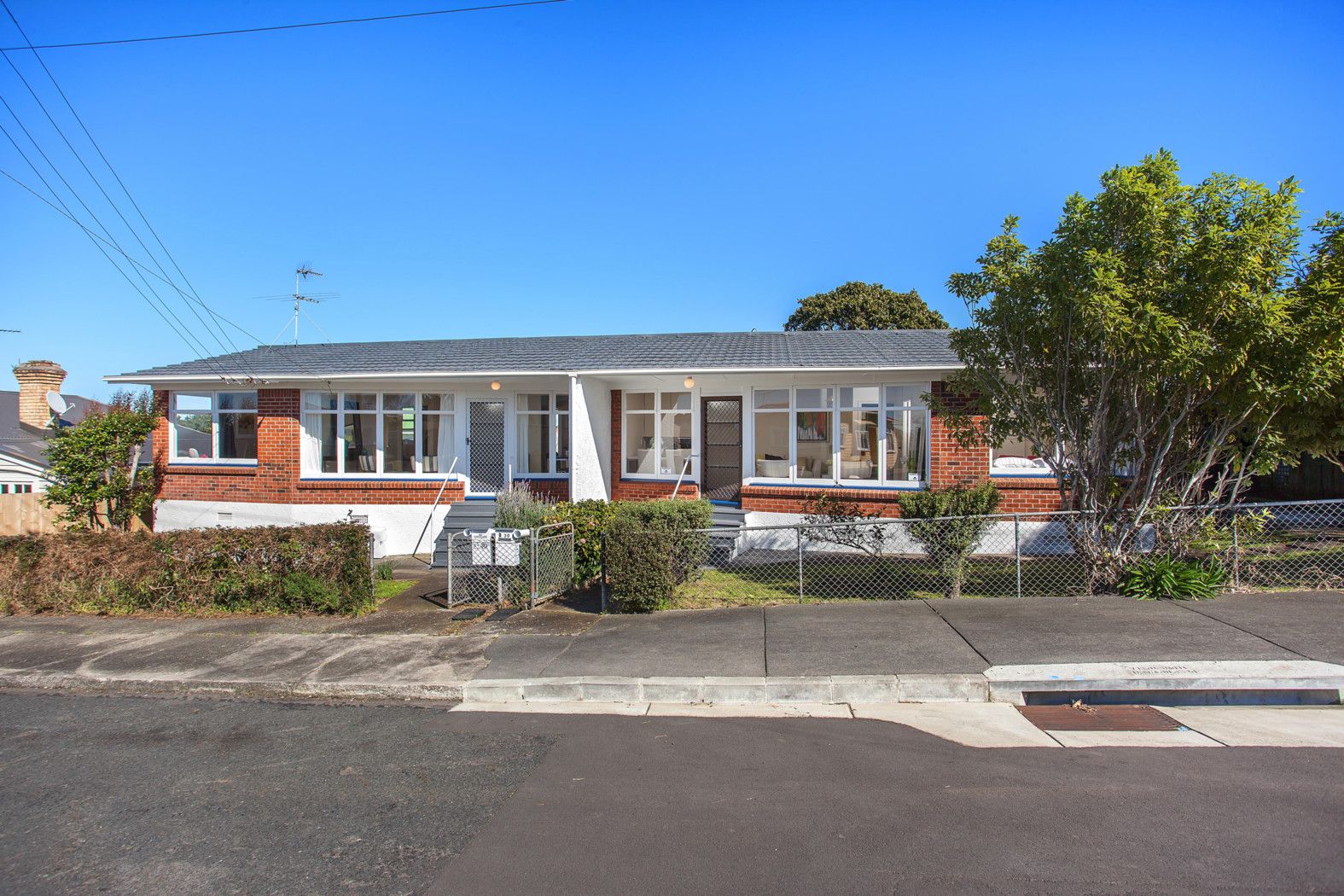 2/30 Hardington Street, Onehunga, Auckland City