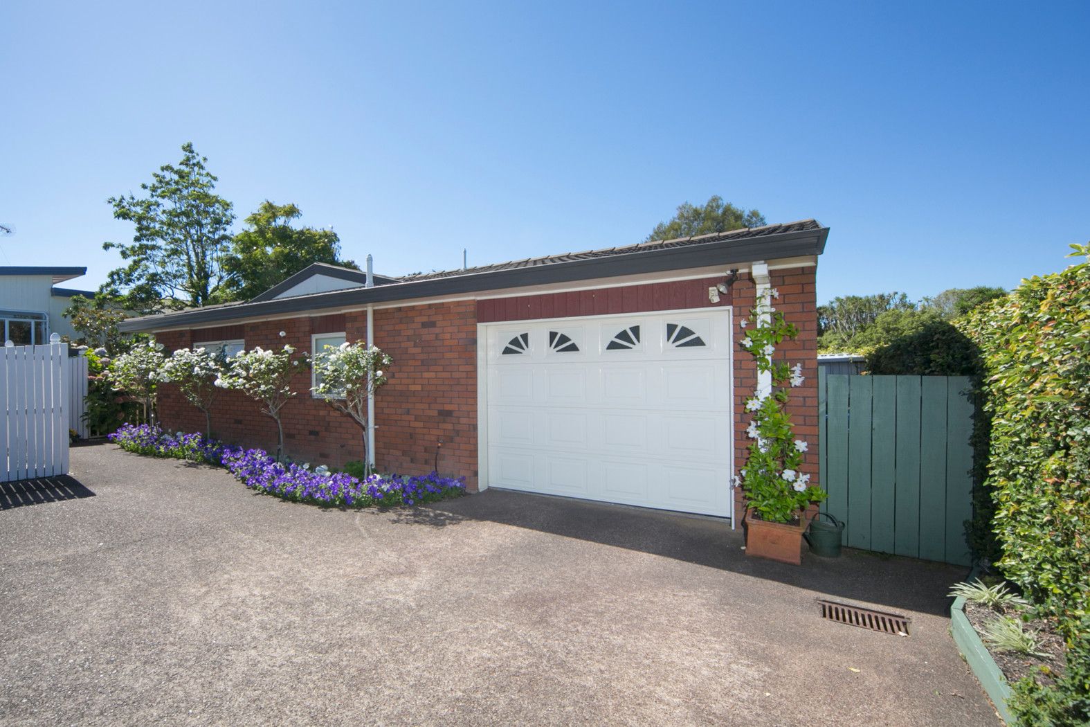 2/110 White Swan Road, Mount Roskill, Auckland City