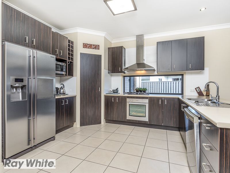 27 Trump Circuit, North Lakes, QLD 4509