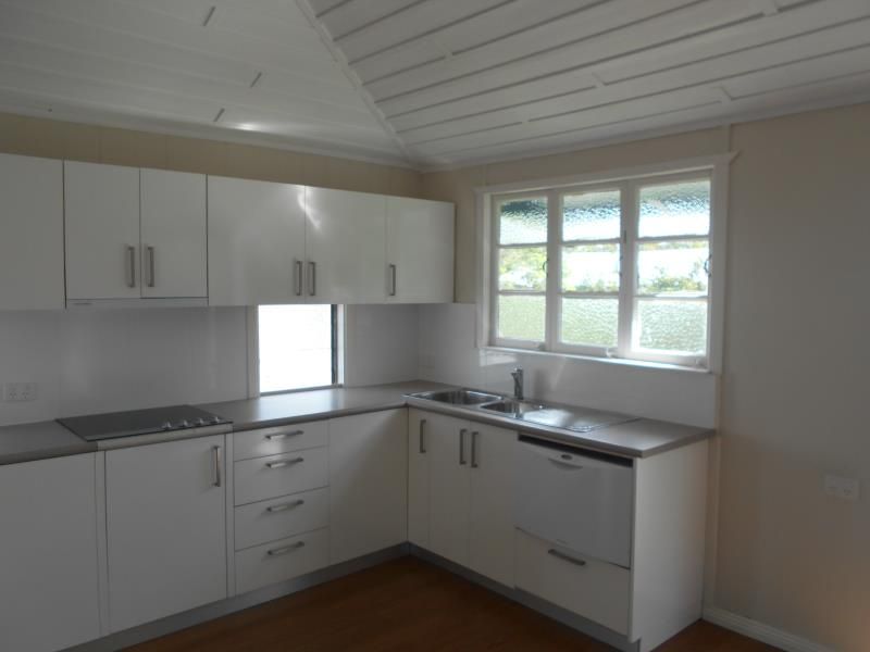 2/110 Waterworks Road, Ashgrove, QLD 4060