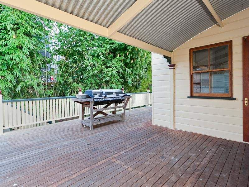 49 Carmel Street, Bardon, QLD 4065