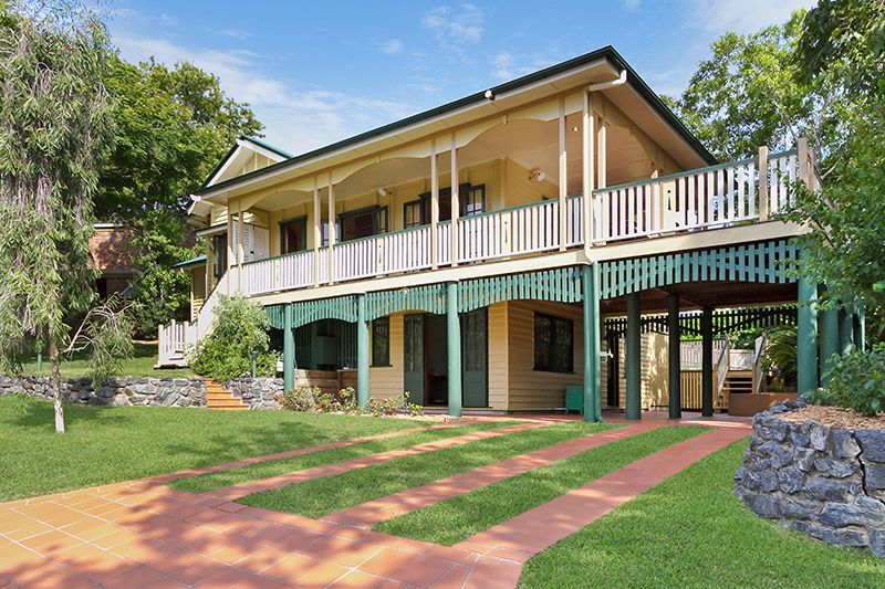 43 Volga Crescent, INDOOROOPILLY QLD 4068