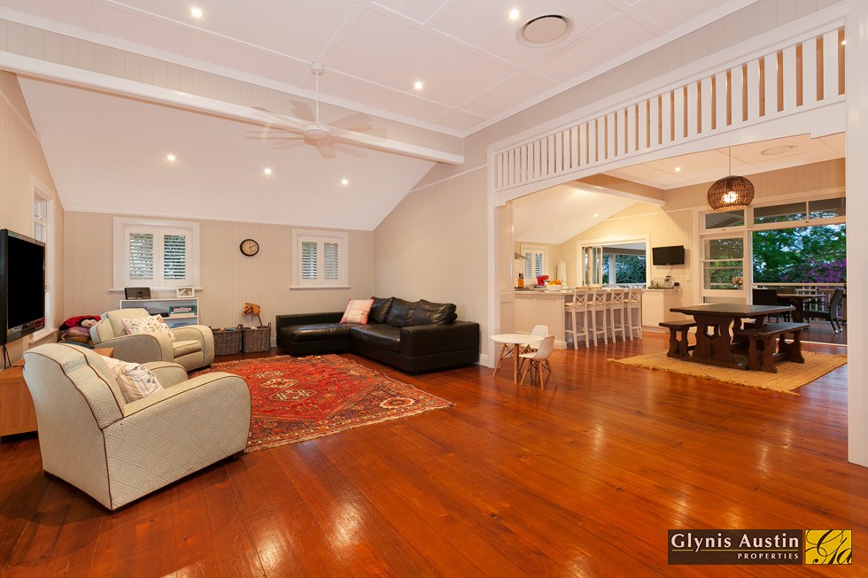 62 Leslie Street, BARDON, QLD 4065