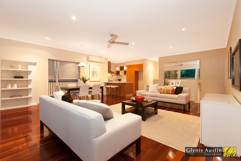 25 Bangalla Street, AUCHENFLOWER, QLD 4066