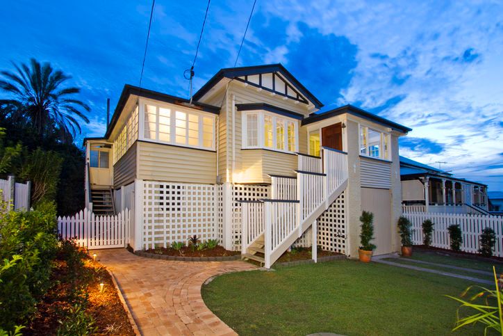 15 Killarney Street, Yeronga QLD 4104