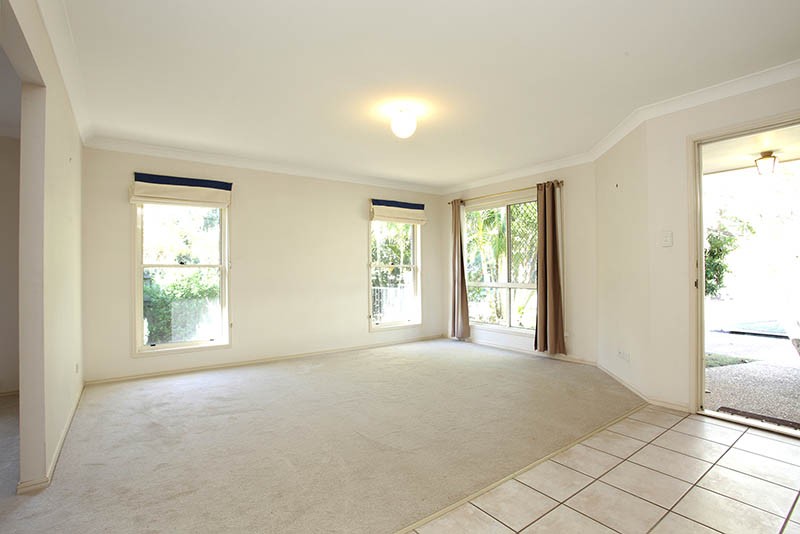 1 Scarlet Oak Place, Calamvale, QLD 4116