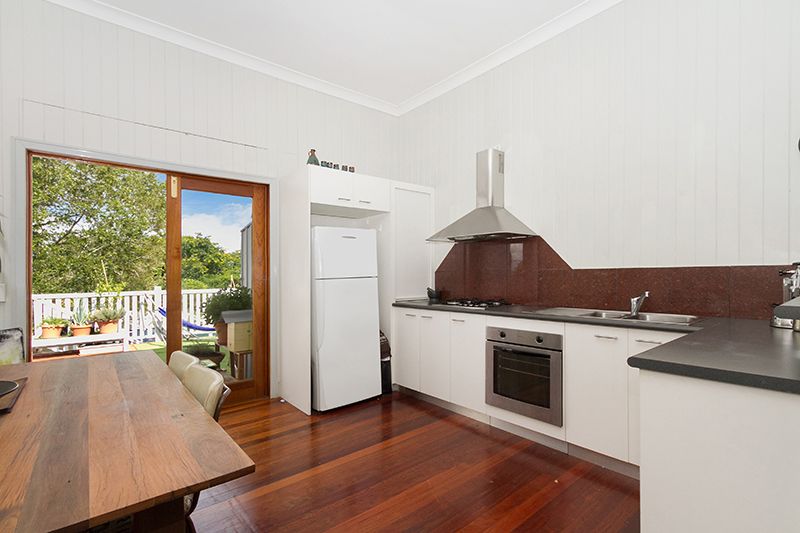 50 Merton Road, WOOLLOONGABBA, QLD 4102