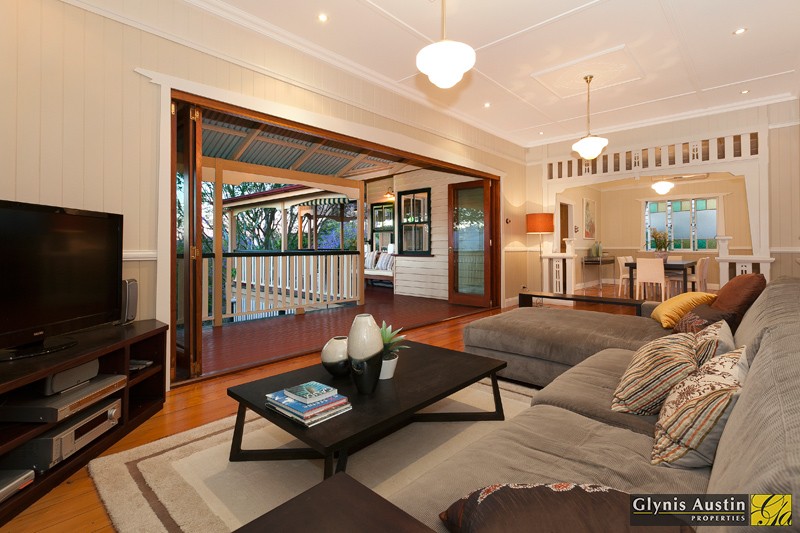 37 Northam Avenue, Bardon, QLD 4065
