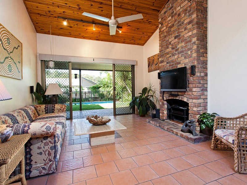26a Rainworth Road, Bardon, QLD 4065