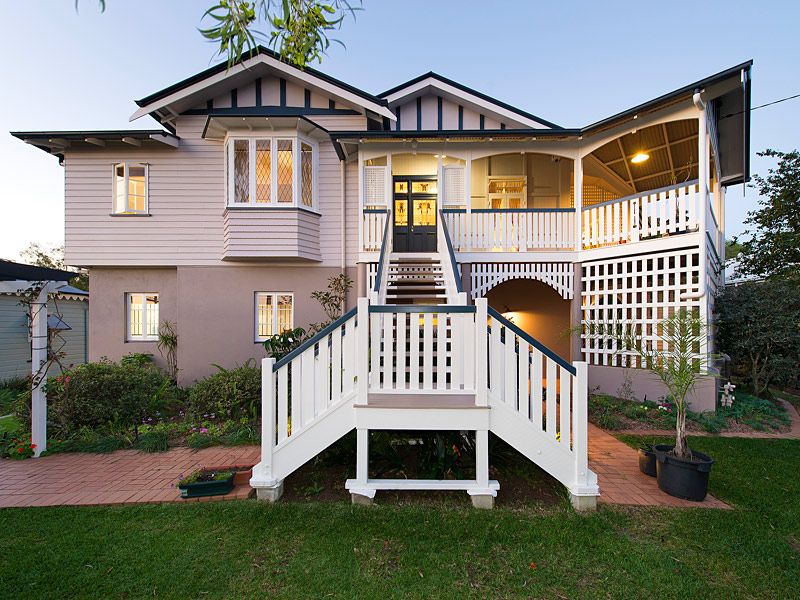 106 Fifth Avenue, WINDSOR QLD 4030