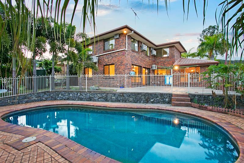 12 Crotty Street, Indooroopilly, QLD 4068