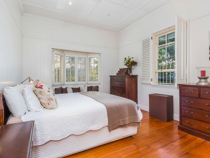 79 Coopers Camp Road, Bardon, QLD 4065
