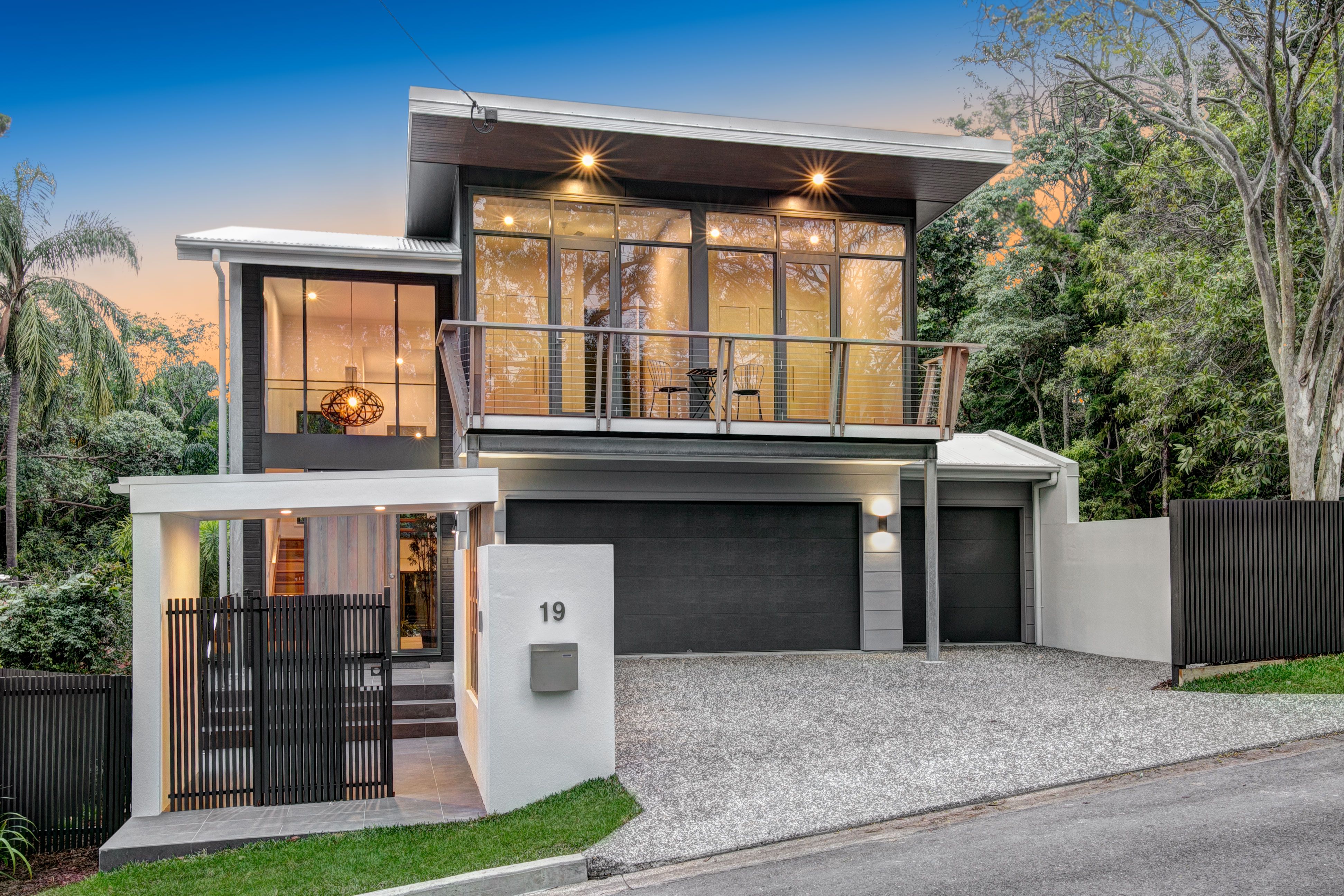 19 Colorado Avenue, Bardon QLD 4065