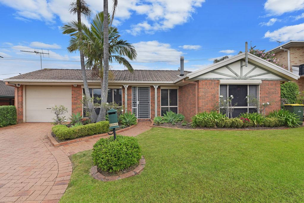 38 Catalpa Grove