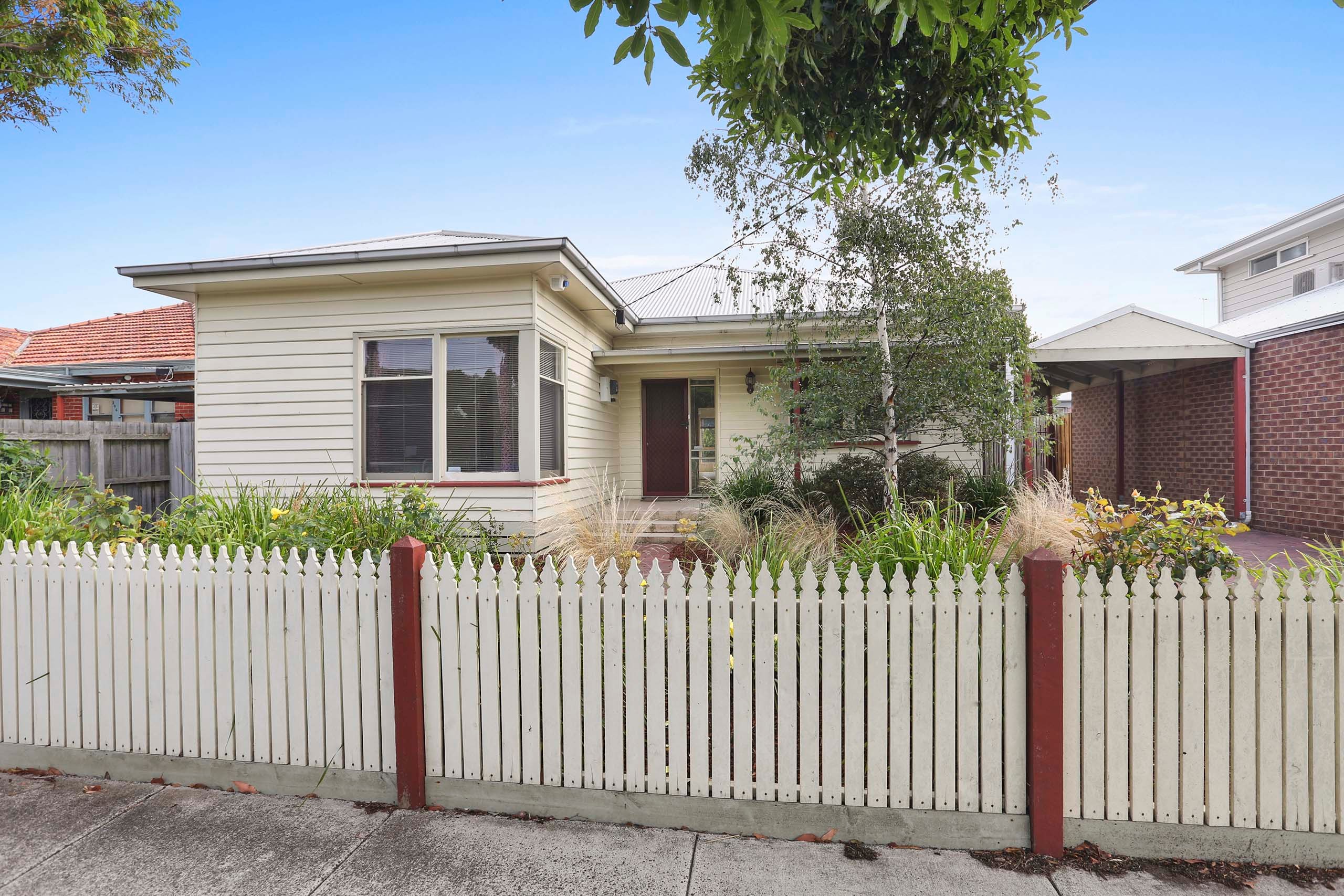 294B Autumn Street, Herne Hill, VIC 3218