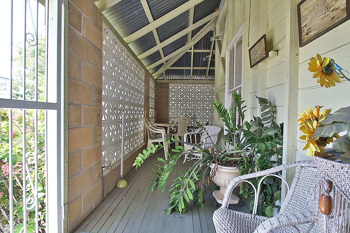 8 McLean Street, North Ipswich, QLD 4305