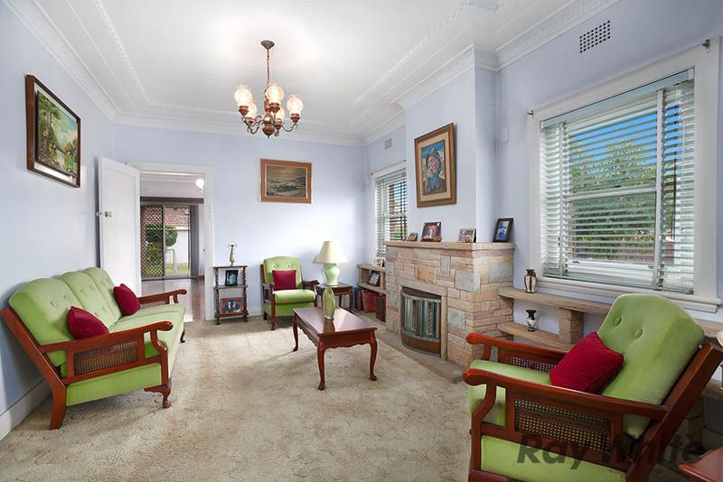 15 Jay Avenue, Belfield, NSW 2191